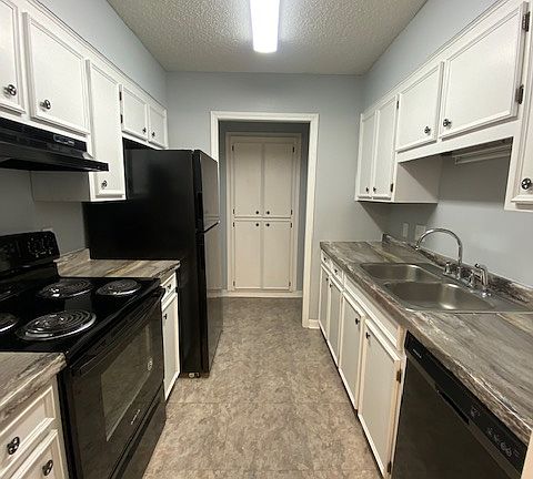 3rd image of 3800 Morrison Dr #3805F