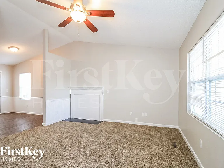 3820 Spring Branch Dr — Photo 4