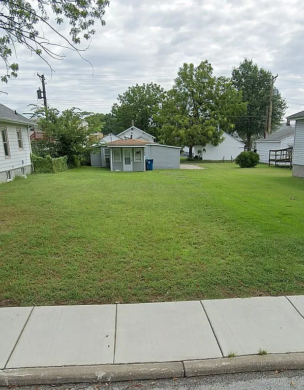 789 Rice St photo 1
