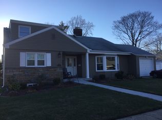 820 Wildwood Rd, West Hempstead, NY 11552