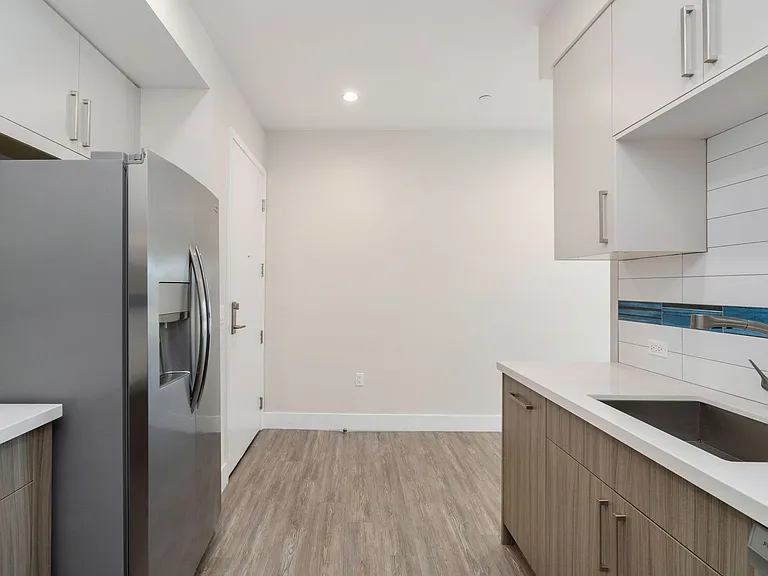 5551 Bonner Ave #A306 — Photo 22