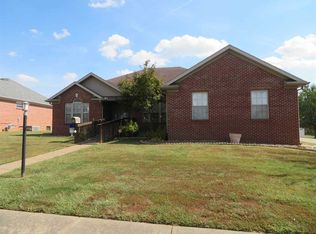 2920 Cimarron Dr, Evansville, IN