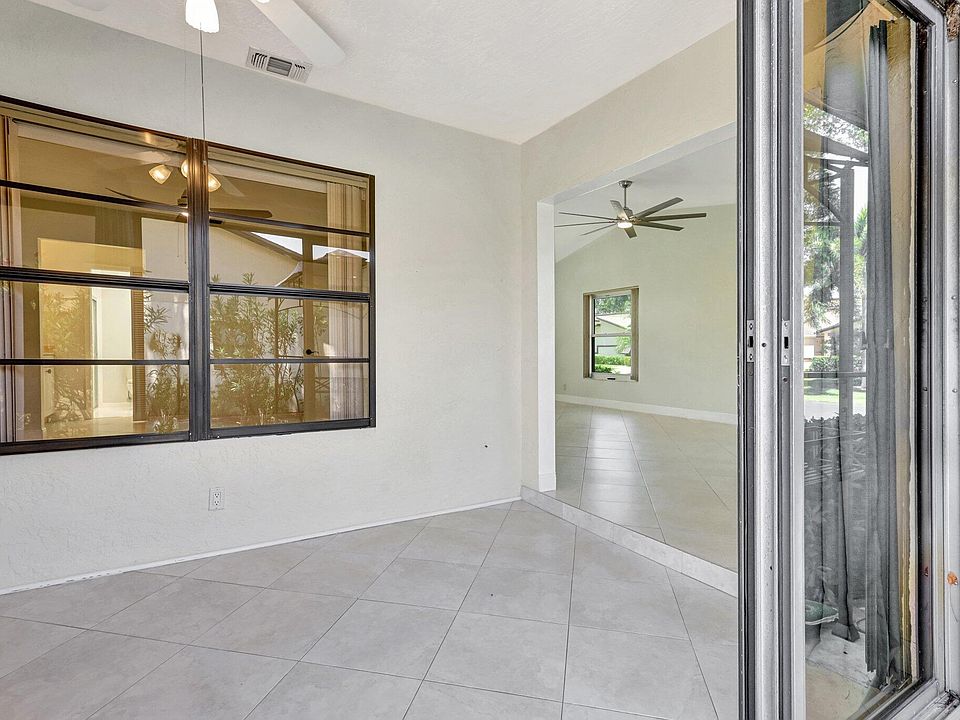 1st image of 17 Ridge Pointe Drive #A