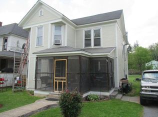 284 Monroe Ave, Ronceverte, WV 24970