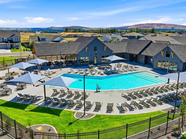 5622 Flathead Ave, Pasco, WA 99301