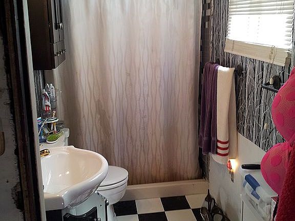 3x5. Walk  in shower.   