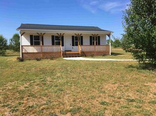 410 Memorial Rd #1, Hartwell, GA 30643