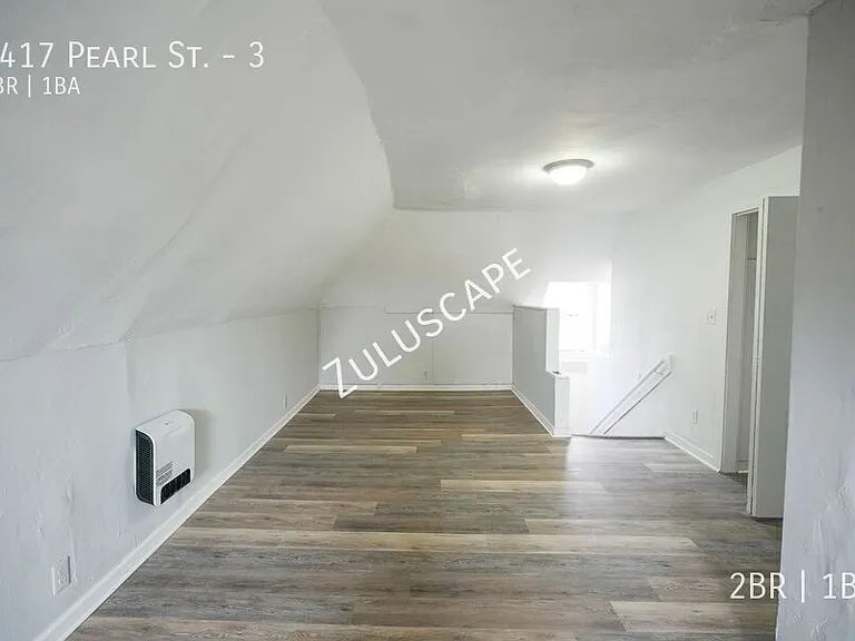 2417 Pearl St #3 — Photo 2