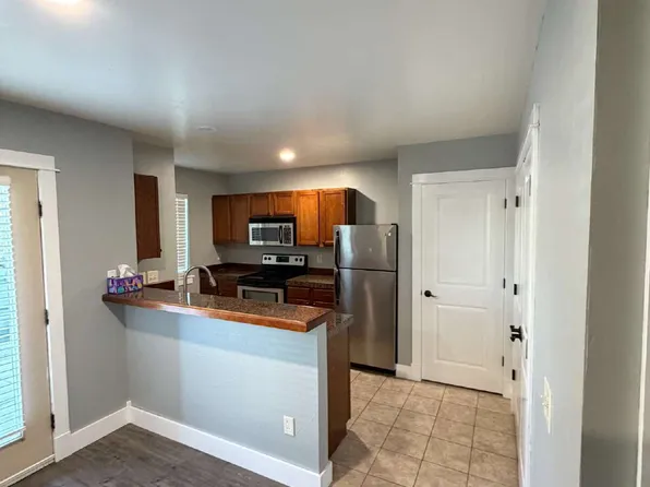 734 S 23rd Ave APT 1, Bozeman, MT 59718
