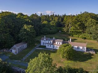 557 Reach Rd, Sargentville, ME 04673