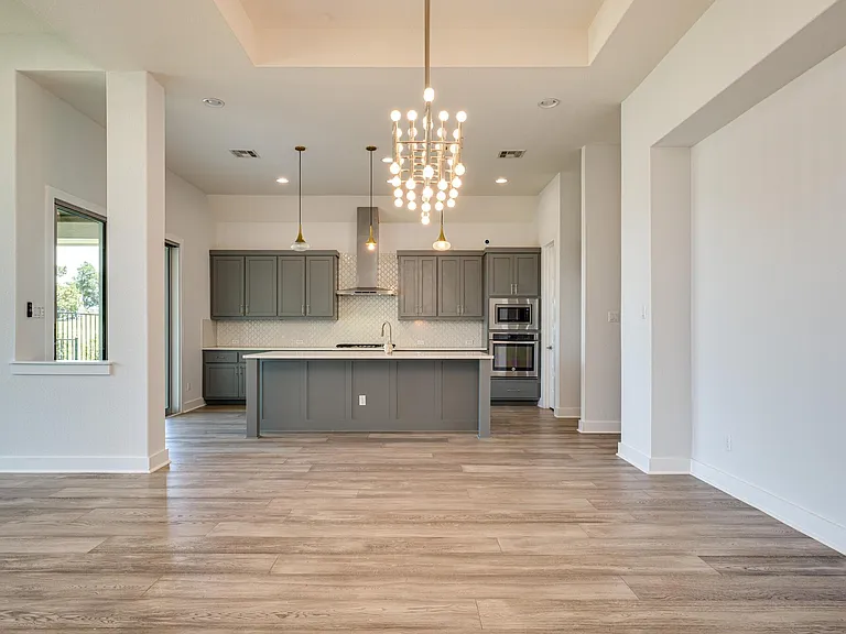 523 Baldovino Skyway — Photo 9