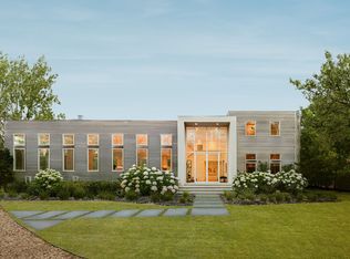 19 Elishas Path, Wainscott, NY 11975