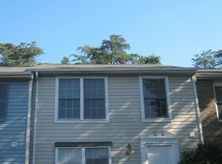 11424 Long Feather Ct, Beltsville, MD 20705