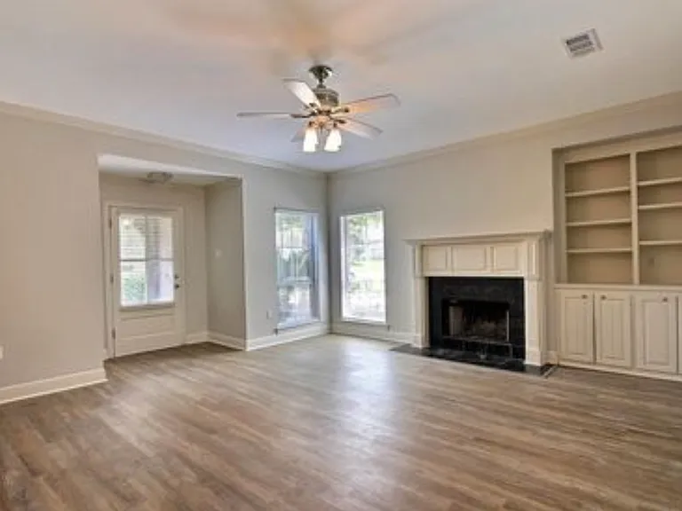 18531 Lake Tulip Ave — Photo 5