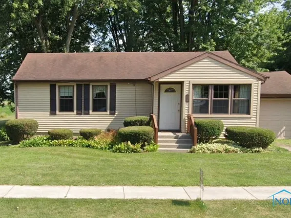 914 E High St, Hicksville, OH 43526