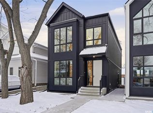 1137 13th St E, Saskatoon, SK S7H0C1