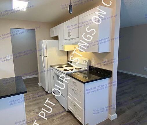 3rd image of 2219 O St NE APT D