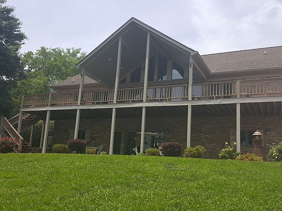 Back Deck
60 x 12