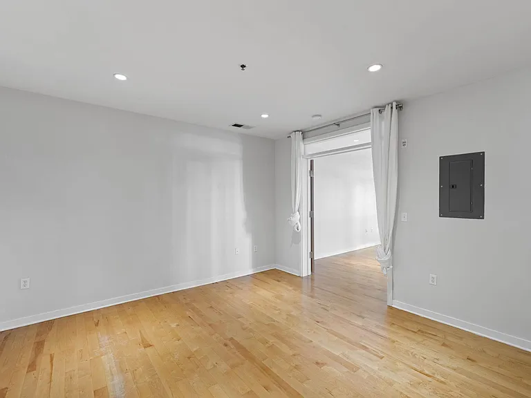 3104 W Lake St #104 — Photo 15