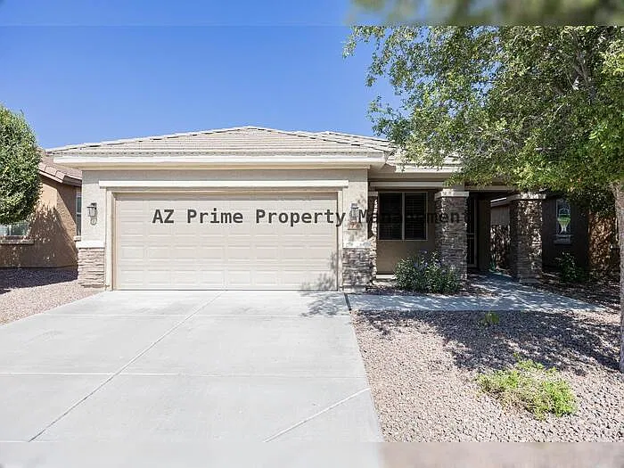 3 bed, 2.0 bath, 1800 sqft, $2,795 — Photo 2