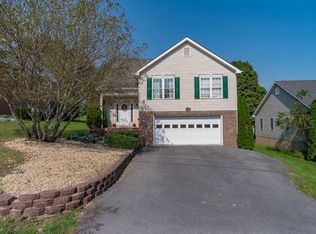 504 Ritchie Blvd, Staunton, VA 24401