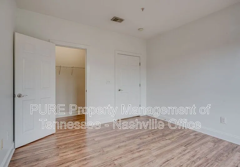 760 Wedgewood Park #305 — Photo 17