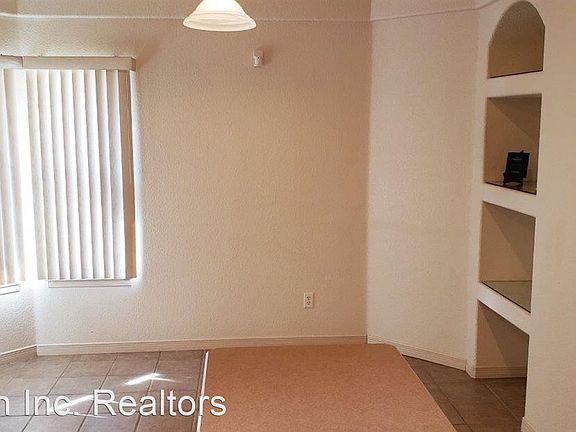 4th image of 2209 Santo Domingo Ave