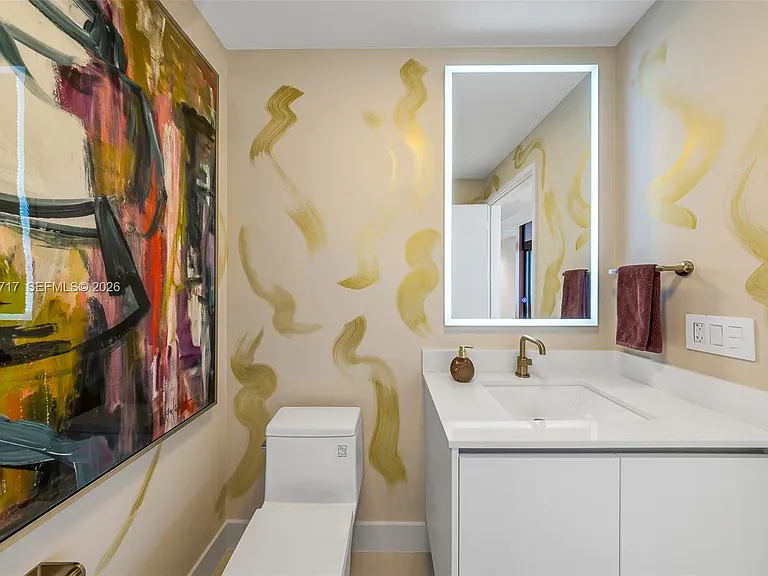 700 NE 24th St #1507 — Photo 27