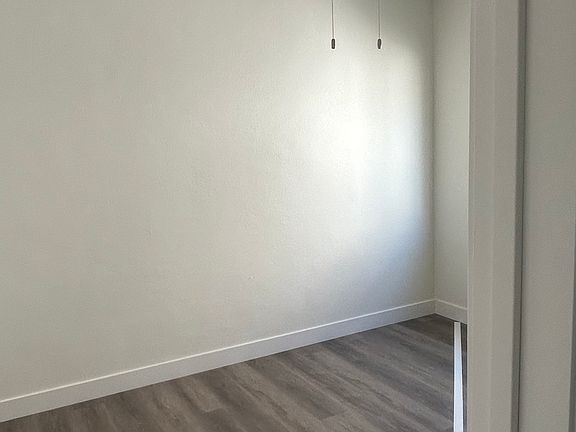 4th image of 7736 Wilcox Ave