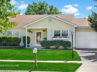 20 Fallstone Dr, Streamwood, IL 60107