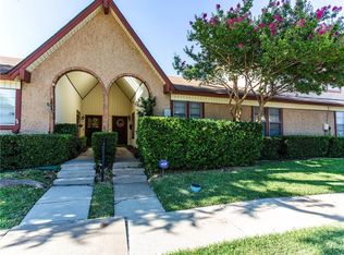 2019 Clubview Dr, Carrollton, TX 75006