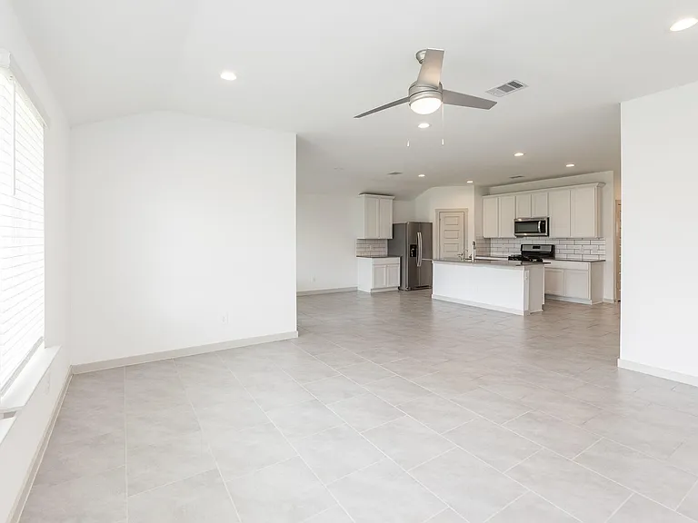 28926 Yachting Point Ln — Photo 14