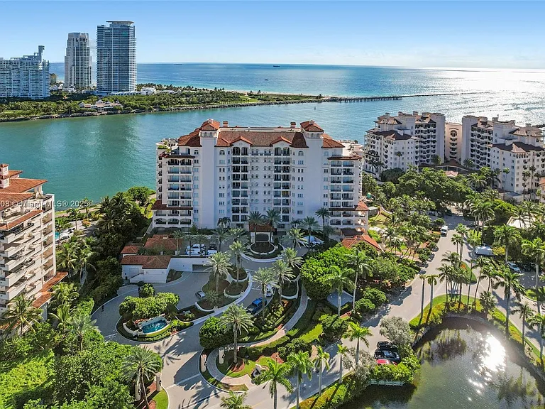 7141 Fisher Island Dr #7141 — Photo 48