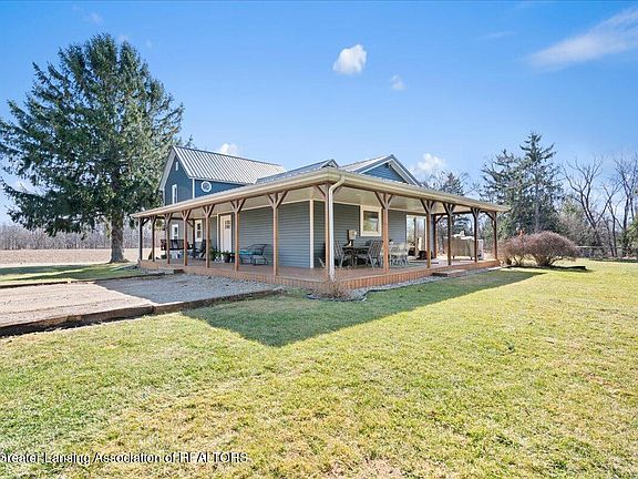 4th image of 8348 E Maple Rapids Rd