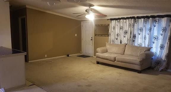 5th image of 4605 Fairview Dr