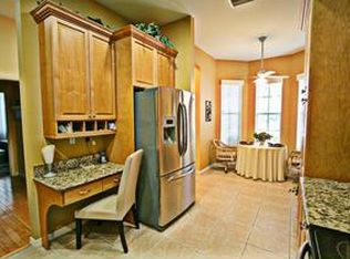 1147 Imperial Dr, Naples, FL 34110