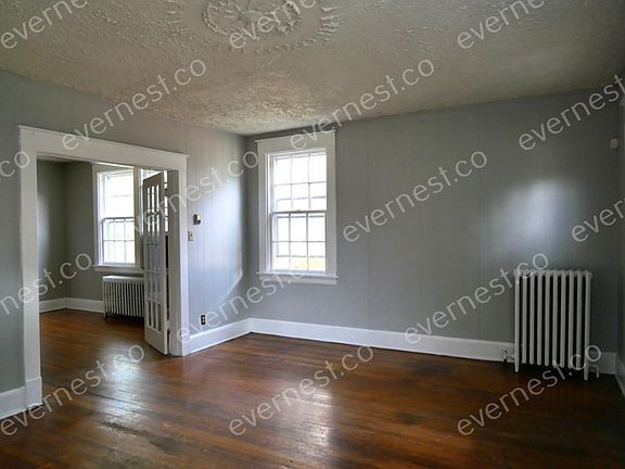 4th image of 3212 Lamb Ave #B