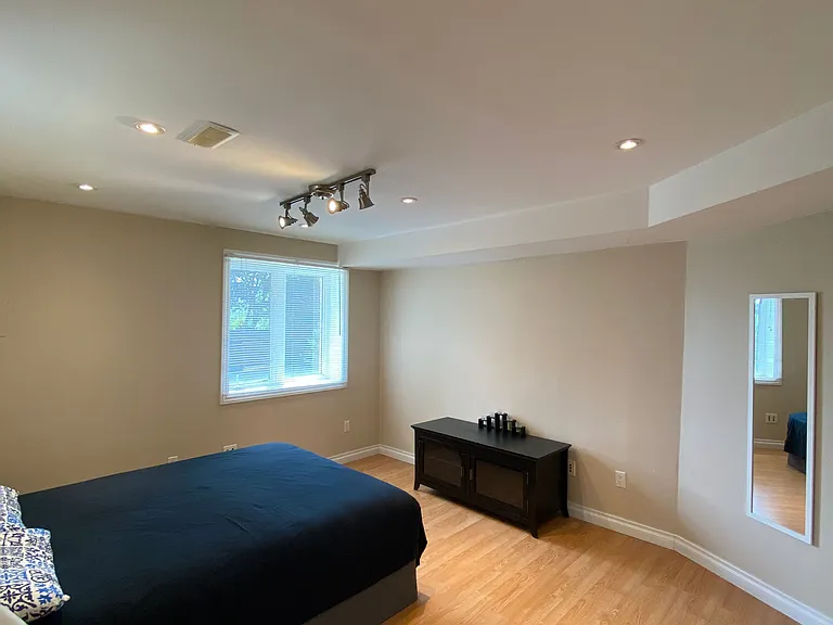 24 Dairy Dr #BASEMENT — Photo 6