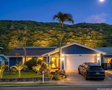 685 Kealahou St, Honolulu, HI, 96825