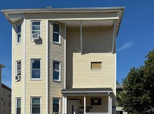 24 Vale St, Worcester, MA 01604