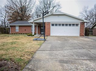1600 Jean St, Springdale, AR 72762