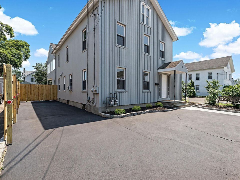 Private 3 Car Driveway