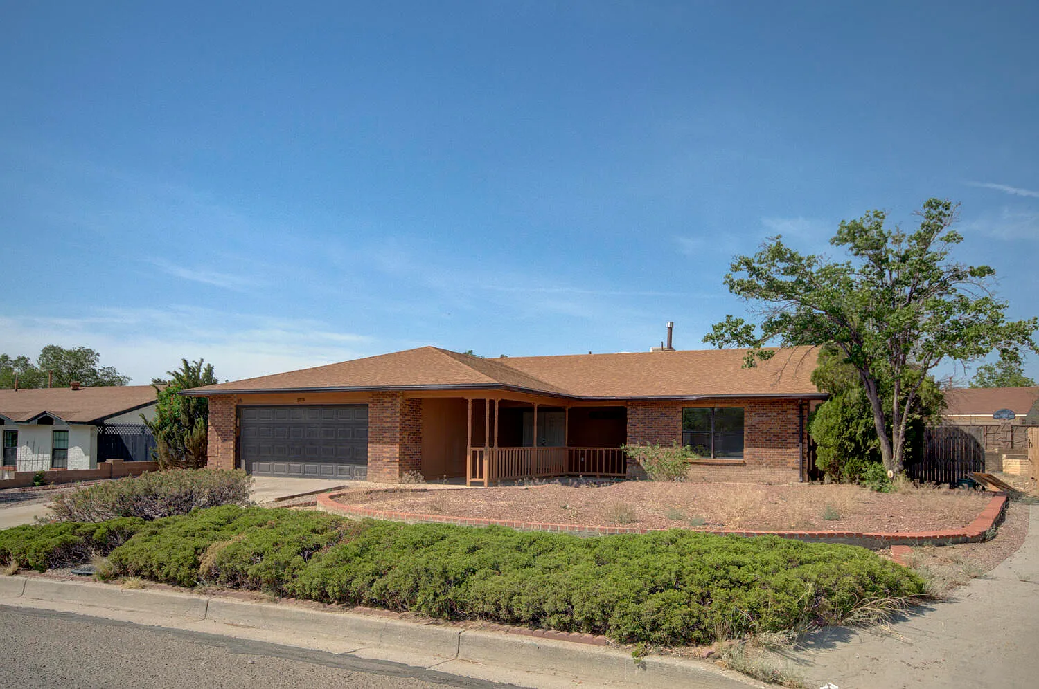 3 bed, 2.0 bath, 1772 sqft, $2,000 — Photo 3