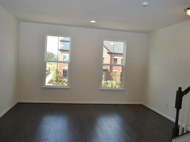 43367 Southland St — Photo 6