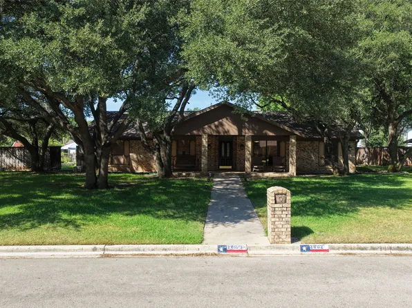 2802 Good Shepherd Dr, Brownwood, TX 76801