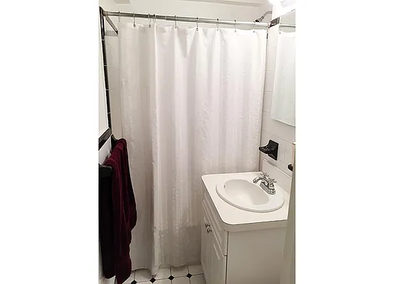 Rented by Warburg | media 11