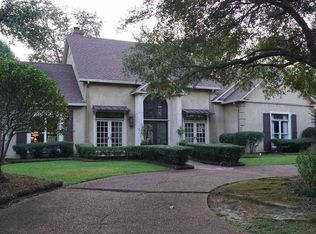 115 Cherry Hills Dr, Jackson, MS 39211