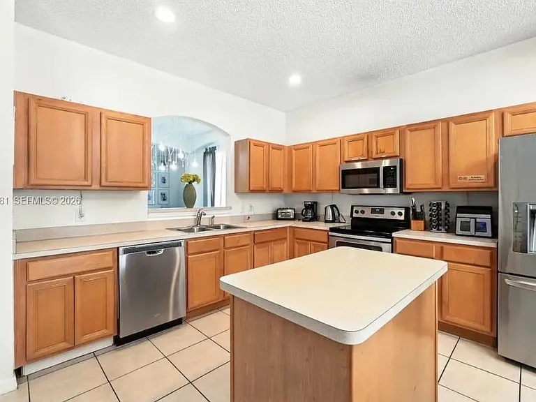 8520 Sunrise Key Dr — Photo 31