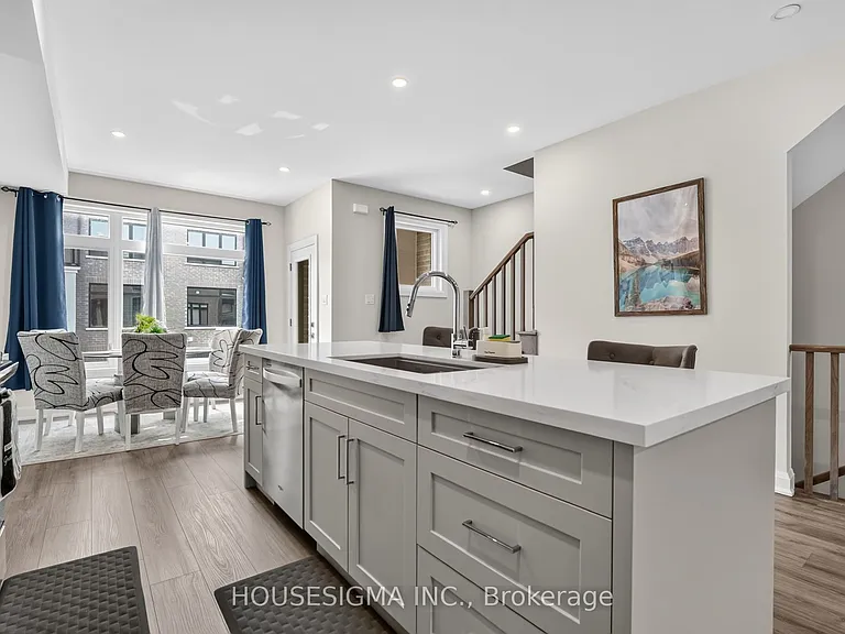 292 Vine St #77 — Photo 18