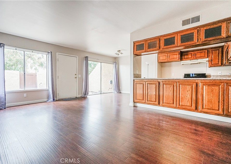1st image of 1902 Hawaii St